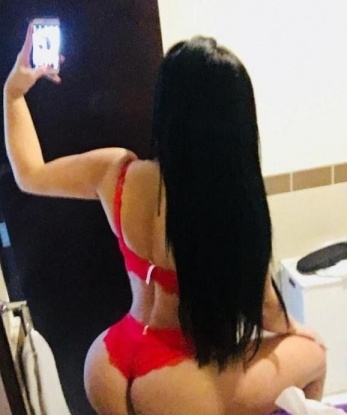 Аня